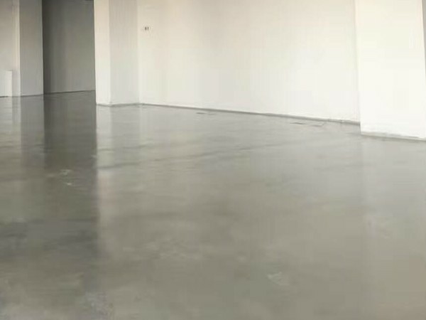 混凝土墻地面翻新前