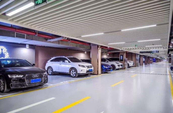 聚氨酯防滑超耐磨地坪價(jià)格是多少錢(qián)一平米？