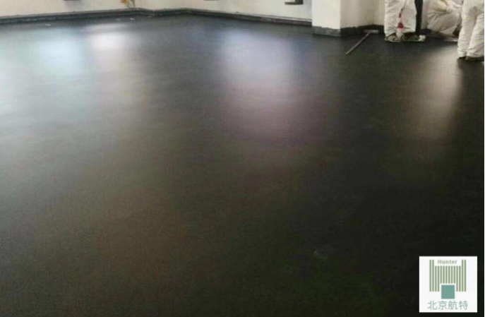 化工廠不發(fā)火地坪漆有哪些特點(diǎn)？怎么判斷哪家的比較好？