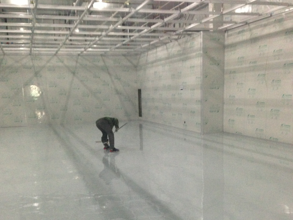 防靜電環(huán)氧地坪