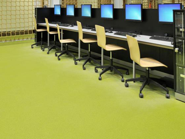 環(huán)氧磨石地面施工商