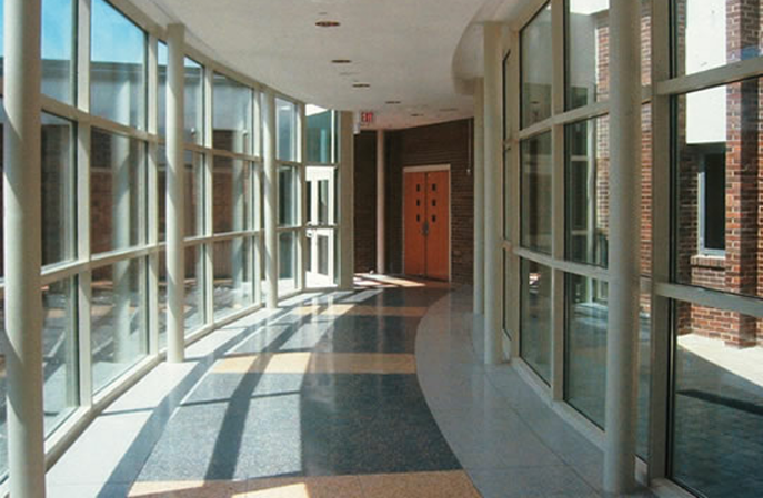 環(huán)氧磨石地坪由哪些構(gòu)成？北京航特環(huán)氧磨石廠家怎么樣？