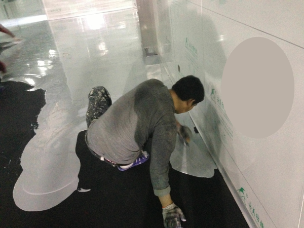 環(huán)氧防靜電地坪顏色不均勻