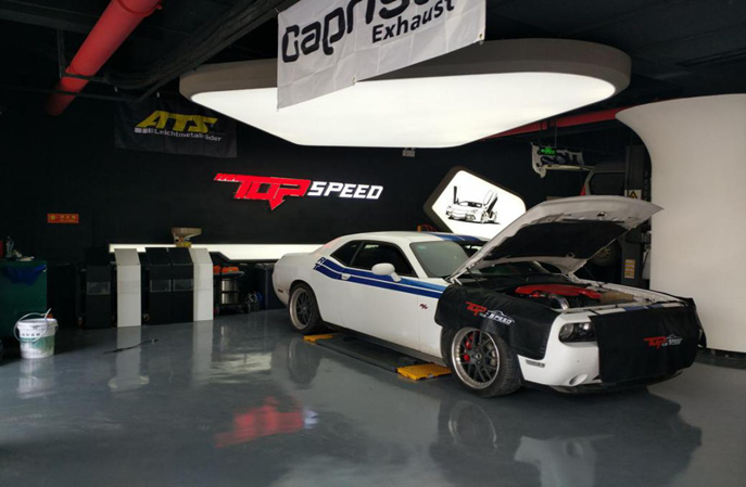 水泥自流平地面翻新--塑立得防護(hù)涂料解決水泥自流平地面腐蝕、起砂難題