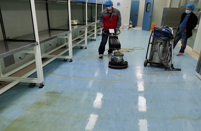 醫(yī)院塑膠地板被酒精腐蝕變色該怎么翻新