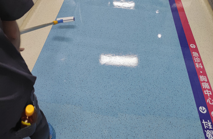 告別醫(yī)院 PVC 地板變色發(fā)黃等困擾，塑立得閃亮登場